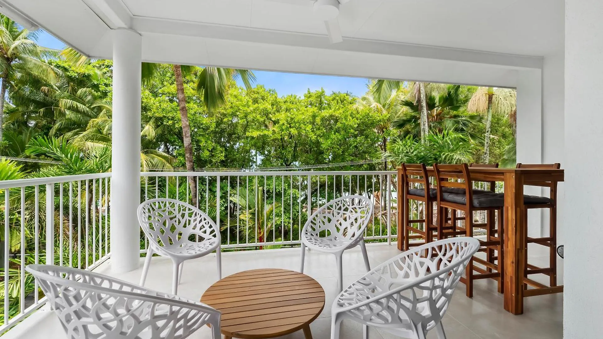 Appartement Beach Tropics At The Ribbons Clifton Beach Australië